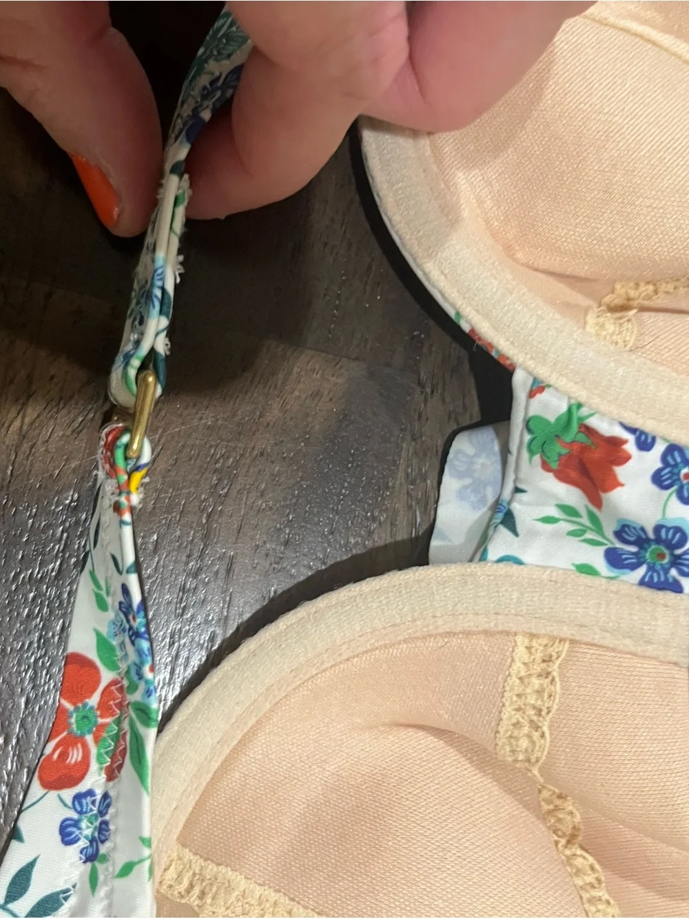 J Crew x Liberty of London White Floral Bikini Top Ruffles Underwire 34A 34 A